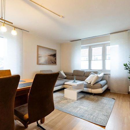 Moderne 4 Zimmer Wohnung Vollausgestattet Und Moebliert Halle  외부 사진